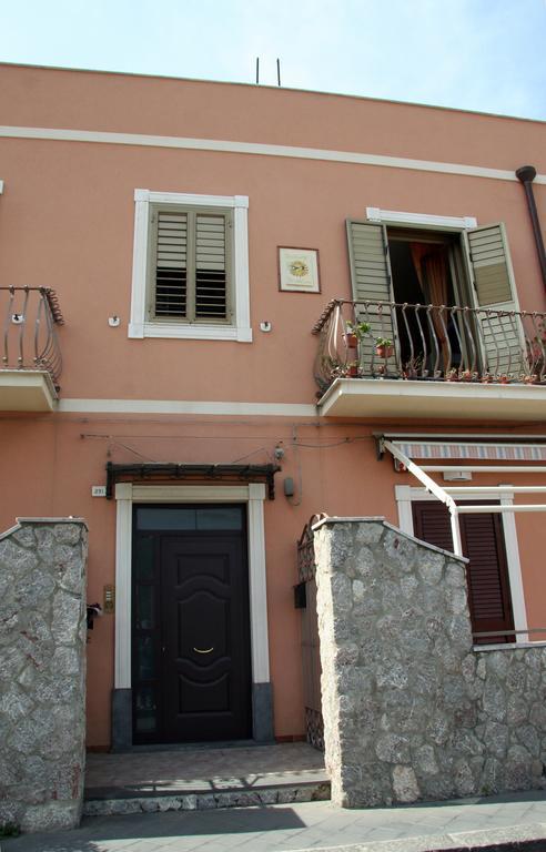 B&B Baia Delle Sirene Giardini Naxos Eksteriør billede